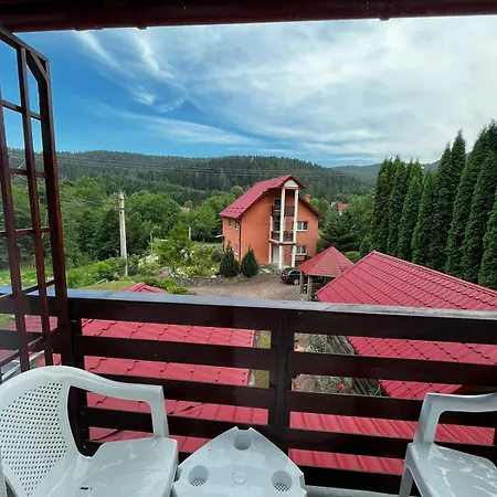 Vacation Hotel *